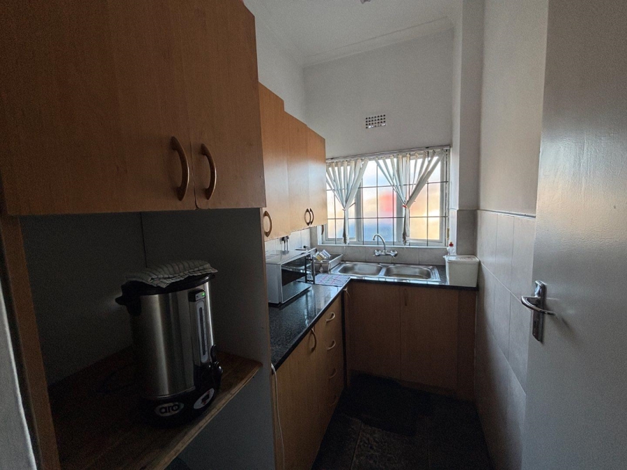 To Let commercial Property for Rent in Paarden Eiland Western Cape